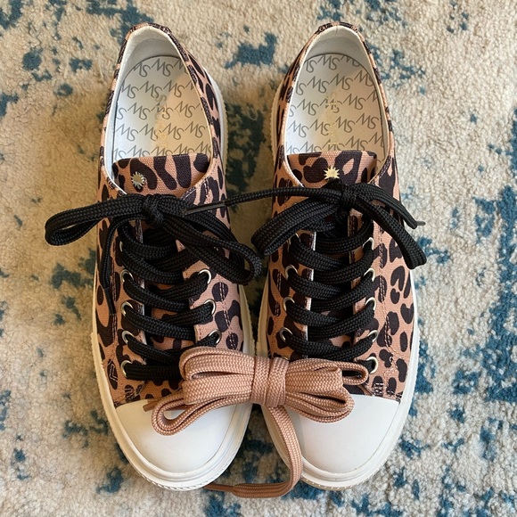 Stuart Weitzman Ollie Cheetah Canvas Low Top Sneaker - Picture 3 of 8